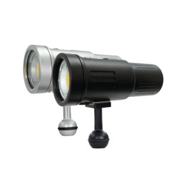 Phare de plongée vidéo-flash P33 SUPE - 5000 lumens, compact et polyvalent
